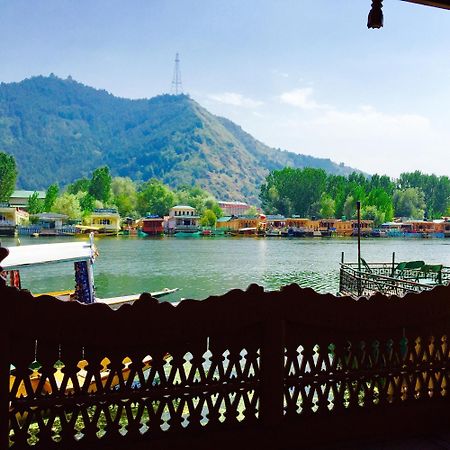New Sea Palace Houseboats Σριναγκάρ Εξωτερικό φωτογραφία